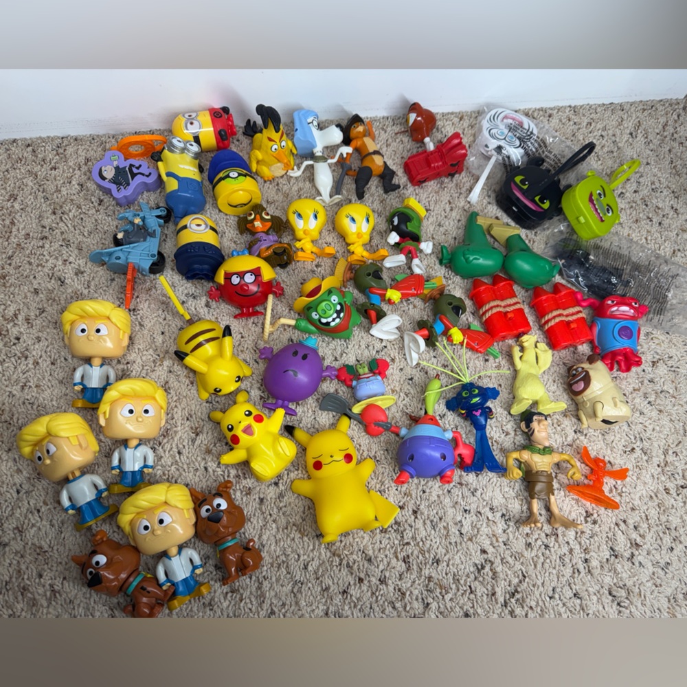Mcdonalds Happy Meal Toys assorted Whole lot.